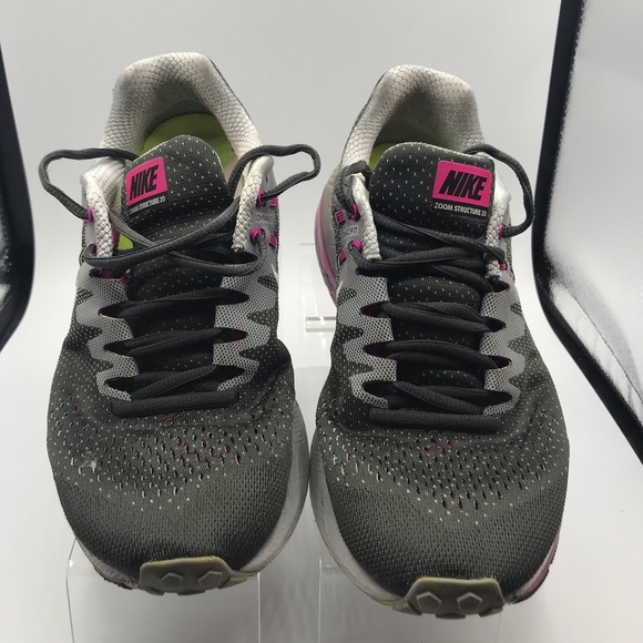 Nike Shoes - Nike